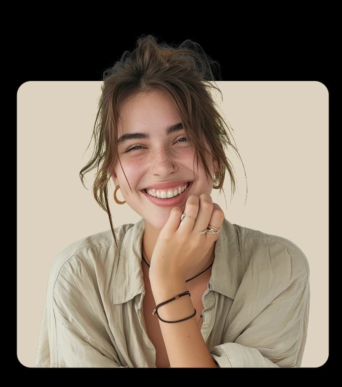 Paciente sorridente da Dental Médica